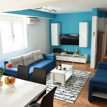 Kiara Apartment